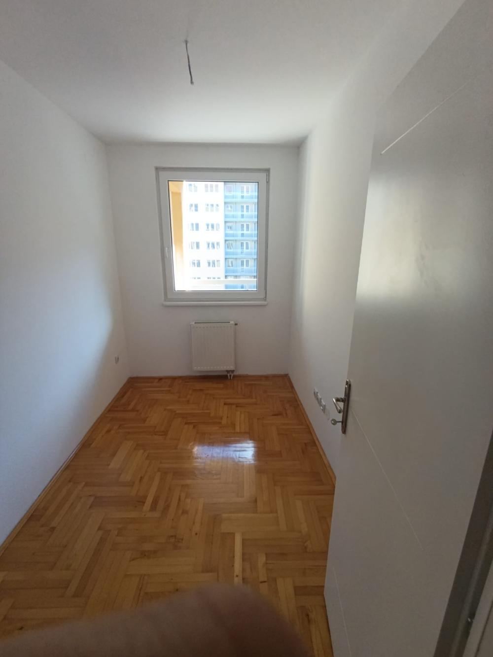 Slika 2 - U blizini Delte, Dvoiposoban stan na prodaju, 63m2, 132.237€